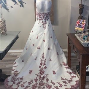 wedding dresses with maroon accents